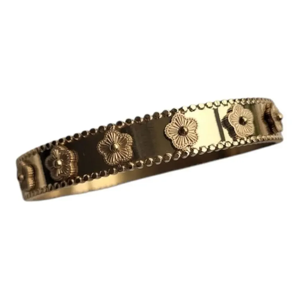 18K Gold Plated Four Leaf Bangle Bracelet